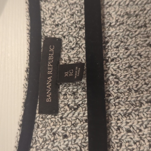 Banana Republic sweater - Picture 3 of 3